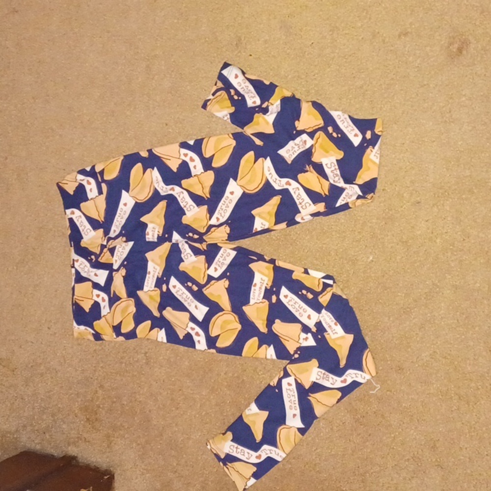 NWOT Lularoe OS leggings